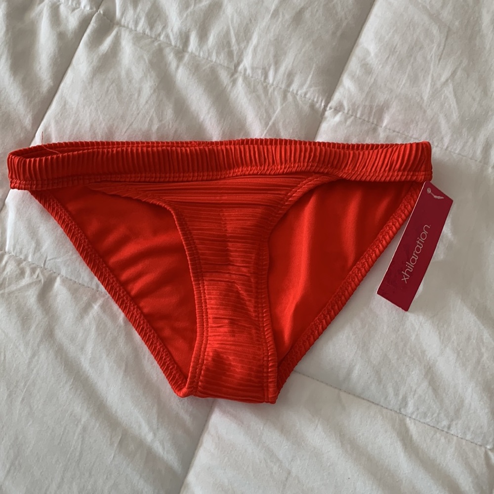 Red bikini bottom XS